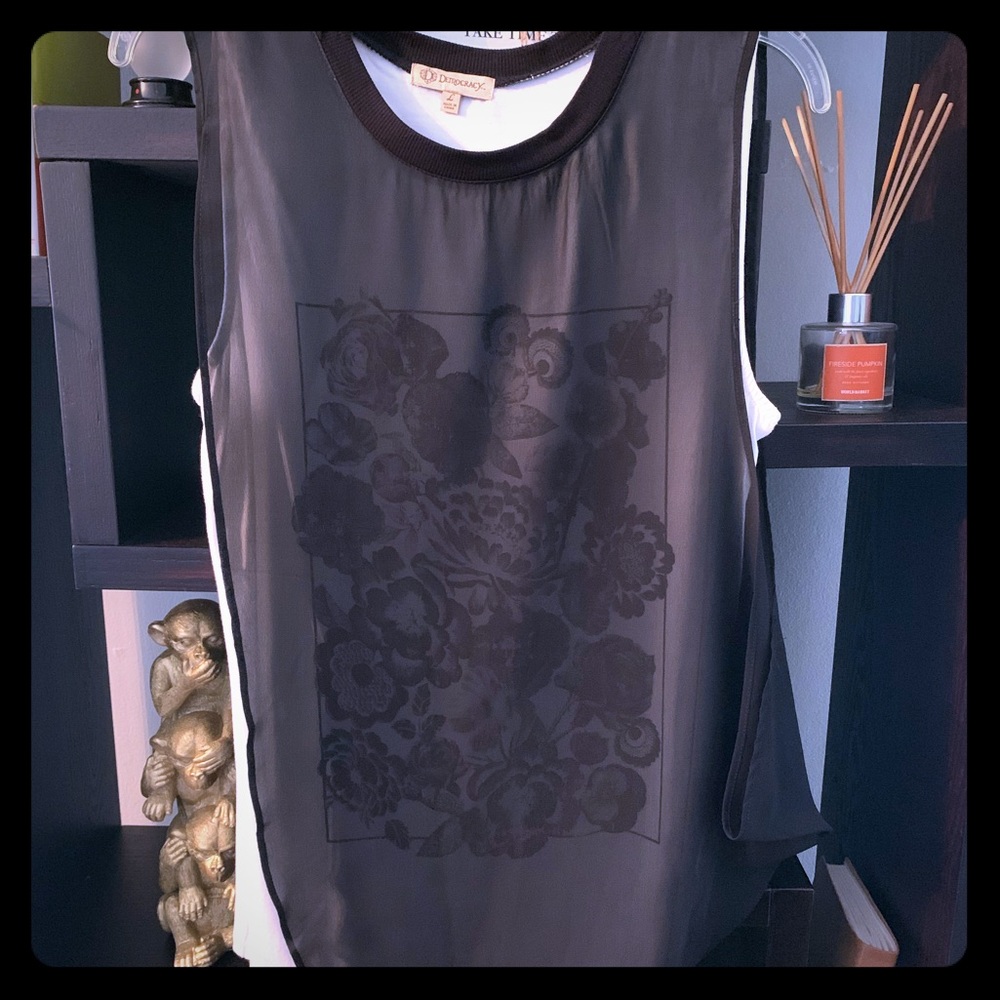 Gorgeous layered tunic in black & white